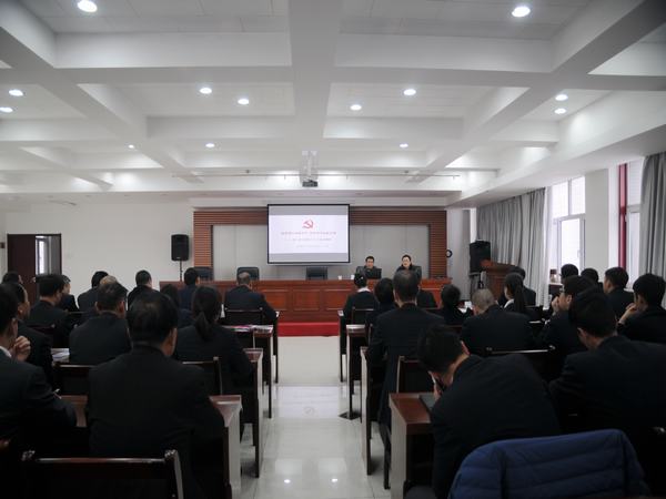 王总讲党课 1.jpg