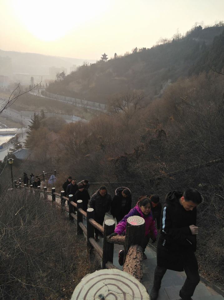 登山.jpg