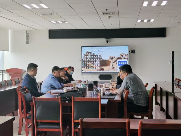 孟宏1.jpg